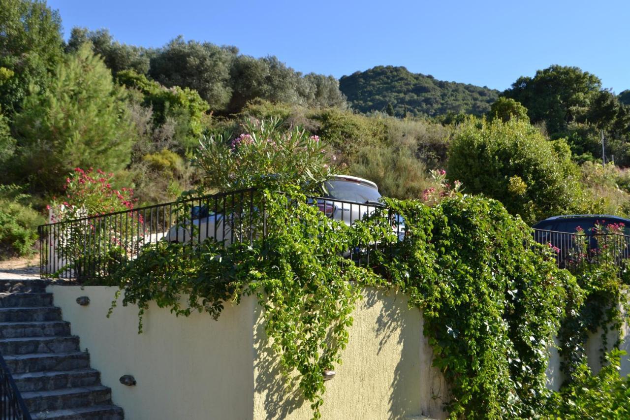 Giannatos Studios- Isabella Poros  Exterior foto
